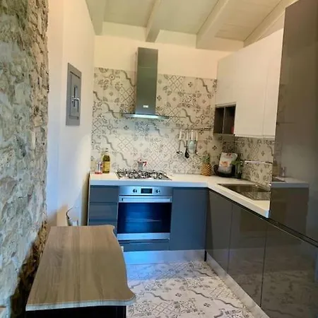 Casa Elena Tatil Evi